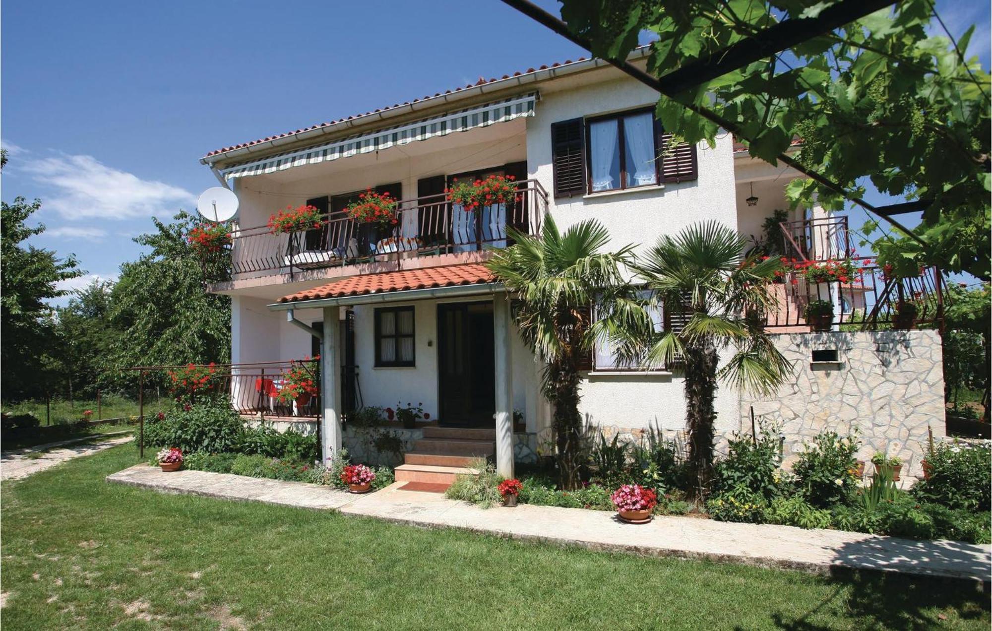 Awesome Apartment In Labin With Wifi Raša エクステリア 写真