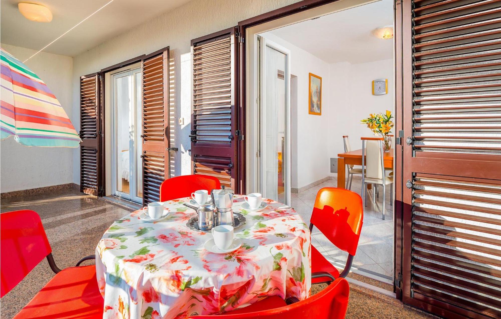 Awesome Apartment In Labin With Wifi Raša エクステリア 写真