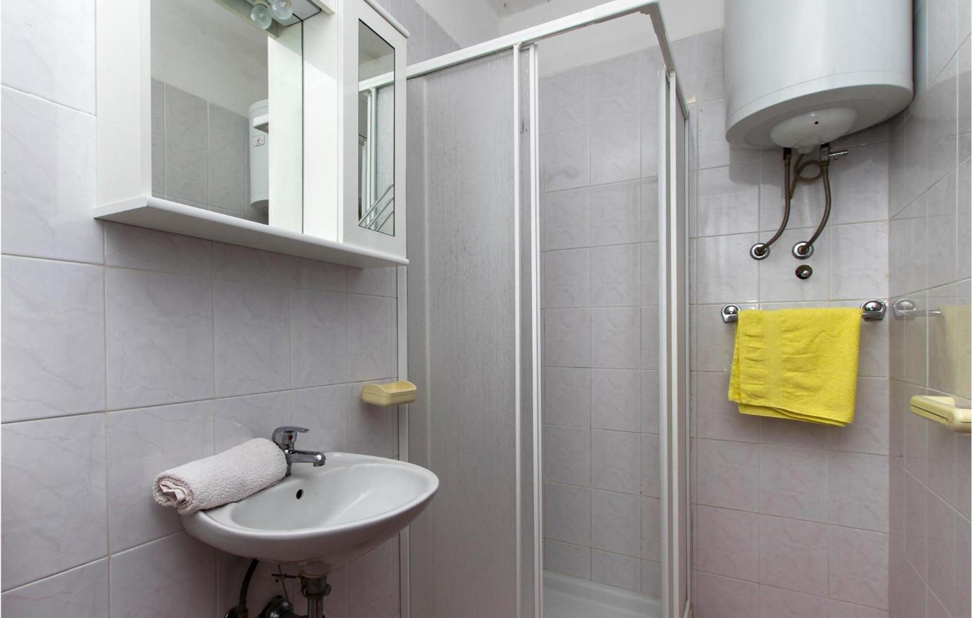 Awesome Apartment In Labin With Wifi Raša エクステリア 写真
